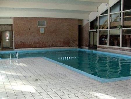 Rodeway Inn Кадиллак Экстерьер фото